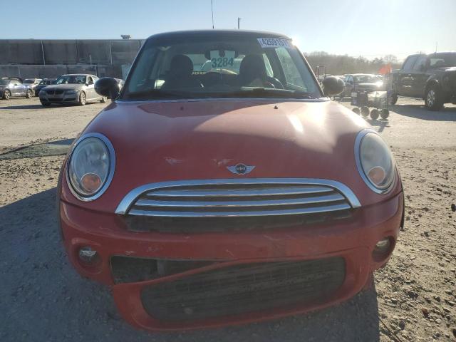 WMWSU3C56BT091375 - 2011 MINI COOPER RED photo 5