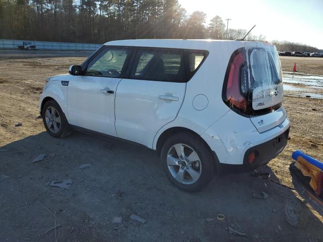 KNDJN2A20J7554133 - 2018 KIA SOUL WHITE photo 2