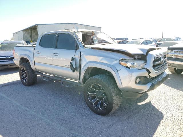 5TFAZ5CN7HX043042 - 2017 TOYOTA TACOMA DOUBLE CAB SILVER photo 4