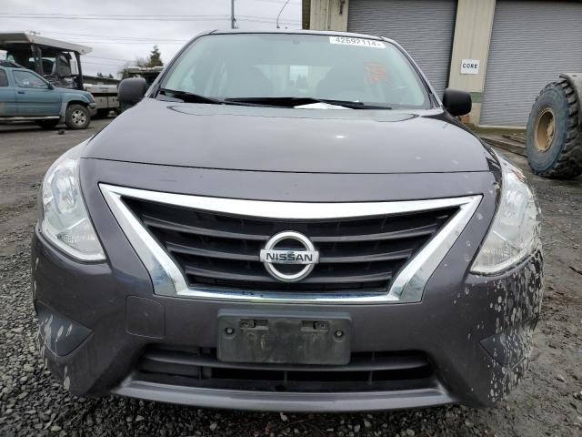 3N1CN7AP5FL802285 - 2015 NISSAN VERSA S GRAY photo 5