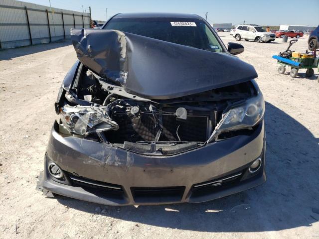 4T1BF1FK1EU393413 - 2014 TOYOTA CAMRY L GRAY photo 5