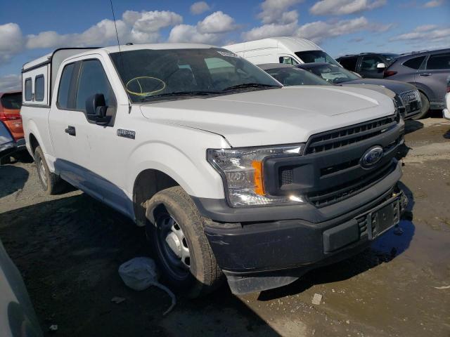 1FTEX1CB4JKF83313 - 2018 FORD F150 SUPER CAB WHITE photo 4