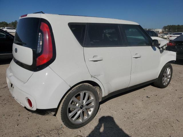 KNDJP3A53J7898114 - 2018 KIA SOUL + WHITE photo 3