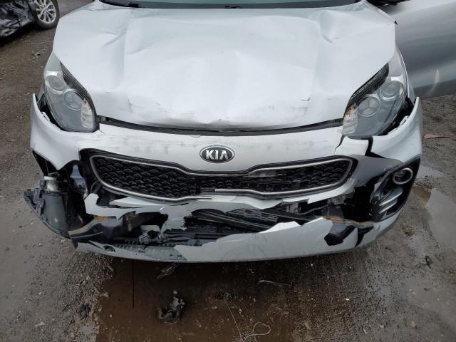 KNDPNCAC1H7187990 - 2017 KIA SPORTAGE E SILVER photo 12