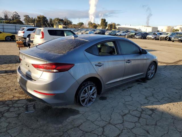 KMHD84LF8JU474527 - 2018 HYUNDAI ELANTRA SEL SILVER photo 3