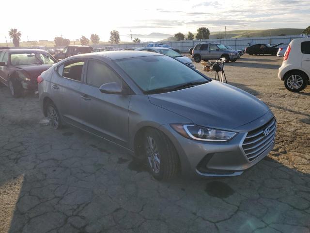 KMHD84LF8JU474527 - 2018 HYUNDAI ELANTRA SEL SILVER photo 4