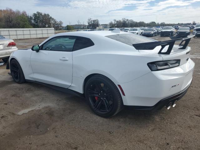 1G1FJ1R65J0169686 - 2018 CHEVROLET CAMARO ZL1 WHITE photo 2