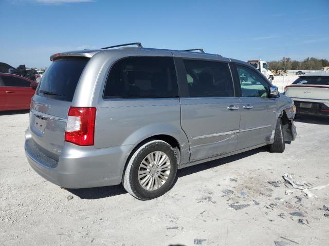 2C4RC1JG4FR714938 - 2015 CHRYSLER TOWN & COU LIMITED SILVER photo 3