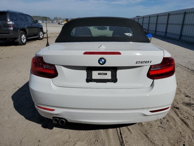 WBA1K5C58FV242773 - 2015 BMW 228 I WHITE photo 6