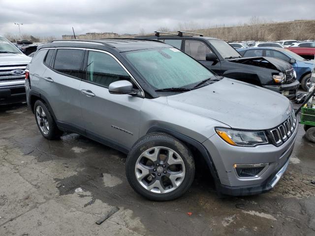 3C4NJDCB1KT817703 - 2019 JEEP COMPASS LIMITED GRAY photo 4