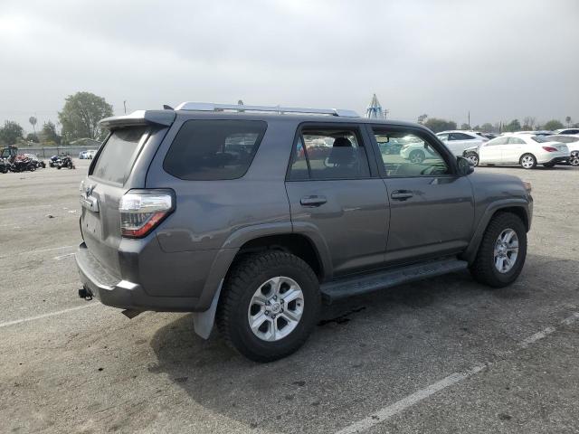 JTEZU5JR1F5108303 - 2015 TOYOTA 4RUNNER SR5 GRAY photo 3