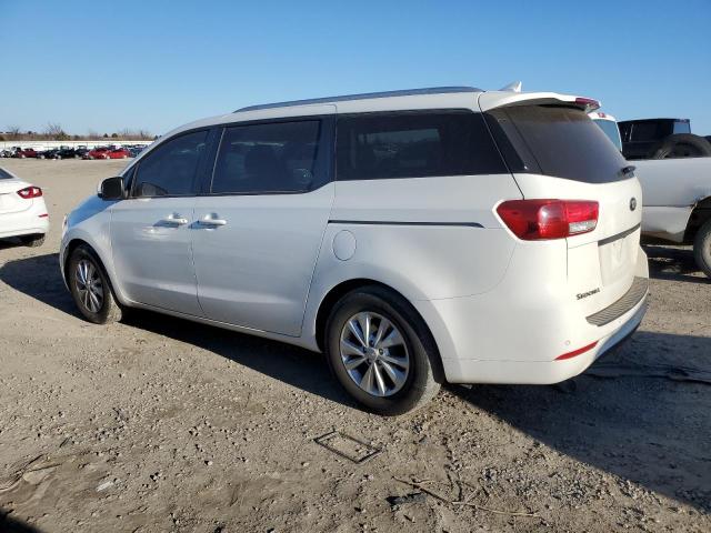 KNDMB5C10G6178723 - 2016 KIA SEDONA LX WHITE photo 2