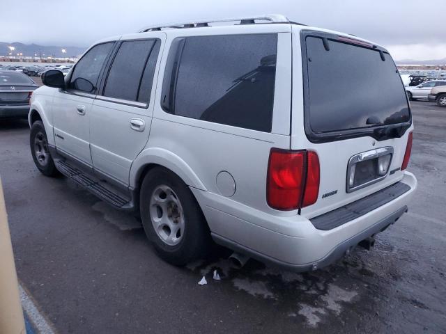 5LMFU28AX1LJ05922 - 2001 LINCOLN NAVIGATOR WHITE photo 2