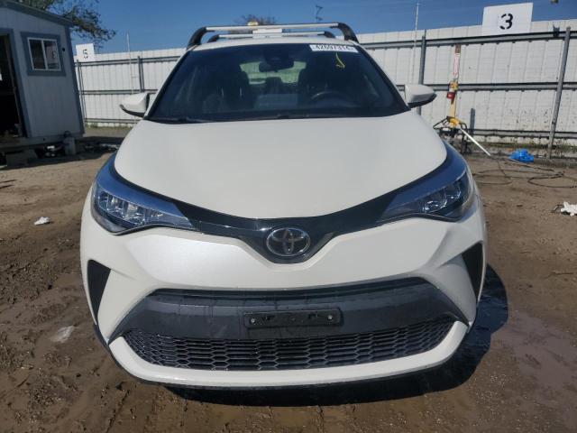 JTNKHMBX7M1106203 - 2021 TOYOTA C-HR XLE WHITE photo 5