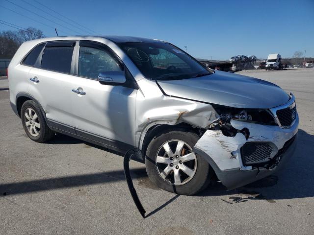 5XYKT4A10DG357497 - 2013 KIA SORENTO LX SILVER photo 4