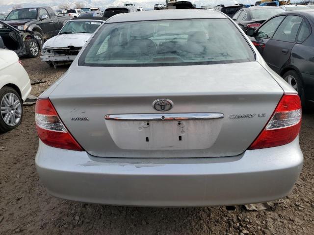 4T1BE32K42U031091 - 2002 TOYOTA CAMRY LE SILVER photo 6