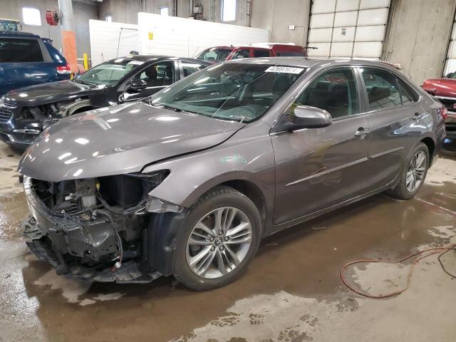 4T1BF1FK8HU366620 - 2017 TOYOTA CAMRY LE GRAY photo 1