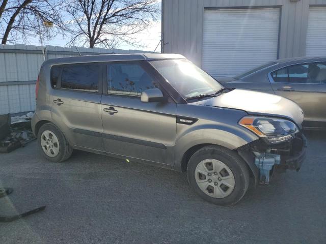 KNDJT2A58D7605270 - 2013 KIA SOUL GRAY photo 4