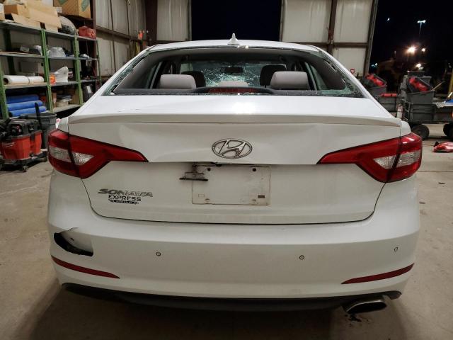 5NPE24AF2FH199350 - 2015 HYUNDAI SONATA SE WHITE photo 6