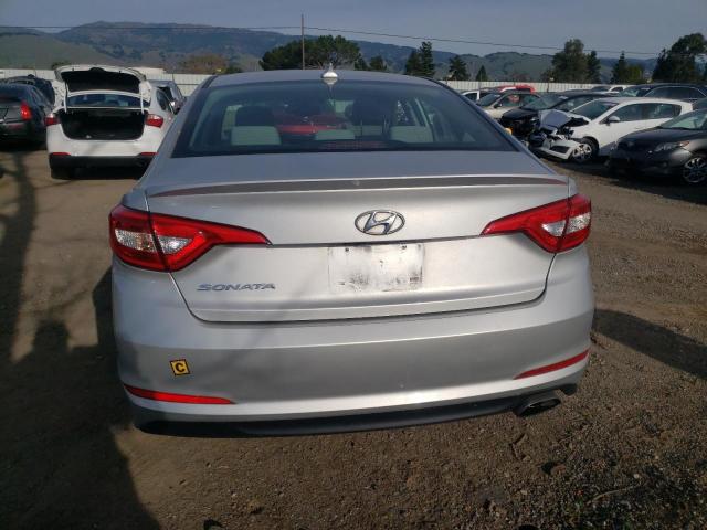 5NPE24AF9GH293856 - 2016 HYUNDAI SONATA SE SILVER photo 6