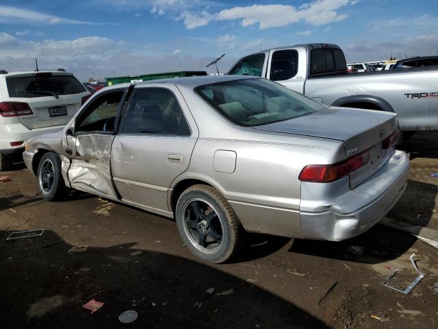 4T1BF22K7WU063210 - 1998 TOYOTA CAMRY CE SILVER photo 2