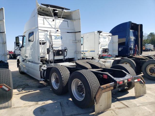 4V4NC9EH0GN963627 - 2016 VOLVO VN VNL WHITE photo 3