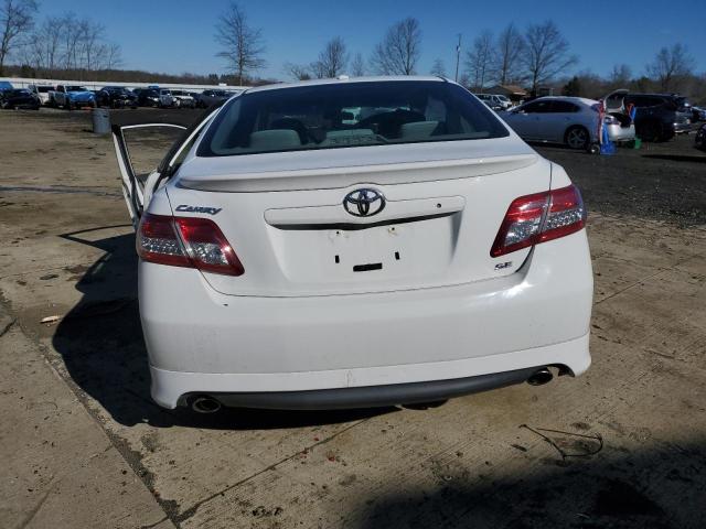 4T1BF3EK2AU520404 - 2010 TOYOTA CAMRY BASE WHITE photo 6