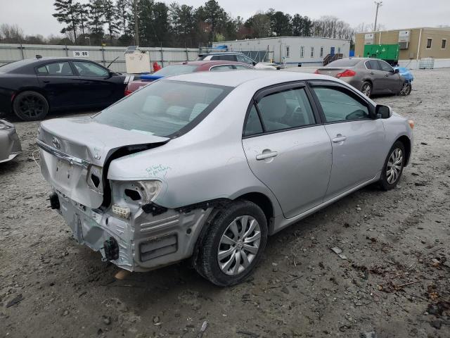 2T1BU4EEXCC800937 - 2012 TOYOTA COROLLA BASE SILVER photo 3