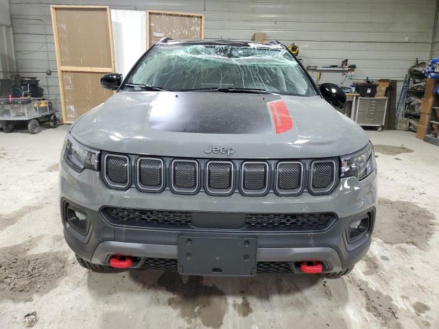 3C4NJDDB9NT228403 - 2022 JEEP COMPASS TRAILHAWK GRAY photo 5