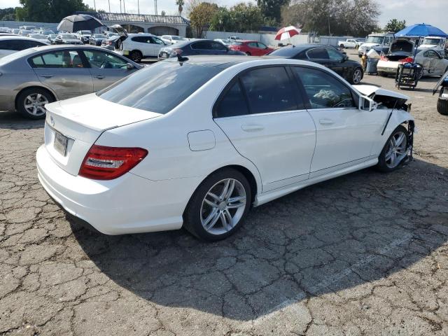 WDDGF4HB6DR279424 - 2013 MERCEDES-BENZ C 250 WHITE photo 3