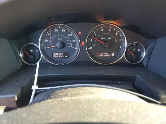 1J8HG48K28C200795 - 2008 JEEP COMMANDER SPORT Argent photo 9