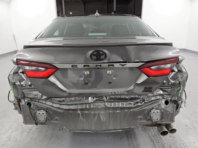 4T1T11BKXPU107425 - 2023 TOYOTA CAMRY SE NIGHT SHADE GRAY photo 6