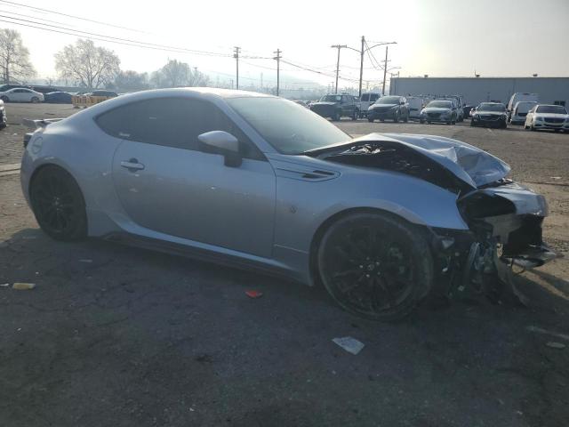 JF1ZNAE16K8704178 - 2019 TOYOTA 86 GT SILVER photo 4