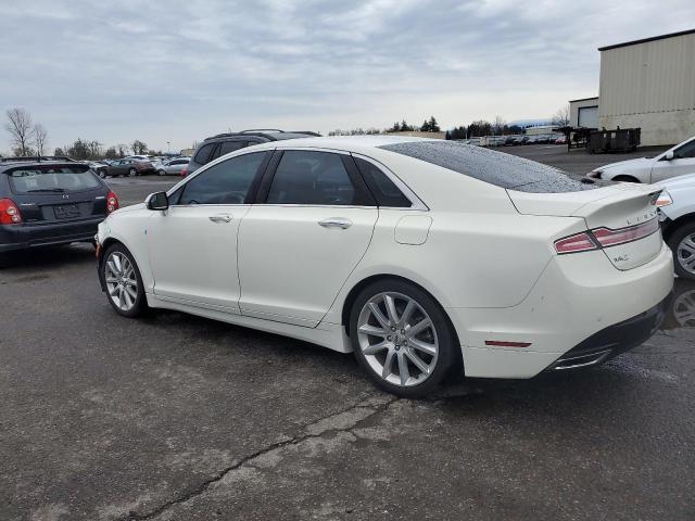 3LN6L2GK0DR812114 - 2013 LINCOLN MKZ WHITE photo 2