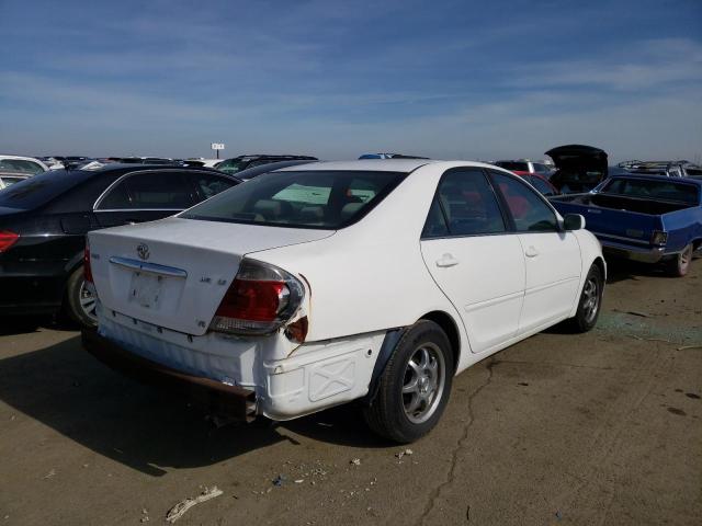 4T1BF30K65U610331 - 2005 TOYOTA CAMRY LE WHITE photo 3