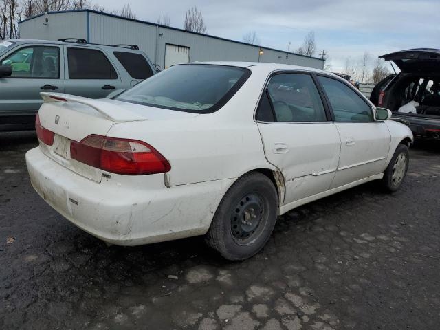 1HGCG1654WA039227 - 1998 HONDA ACCORD EX WHITE photo 3