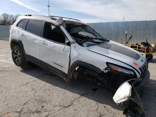 1C4PJMBS7HW612674 - 2017 JEEP CHEROKEE TRAILHAWK WHITE photo 4