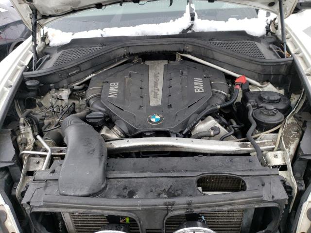 5UXFG8C58EL592795 - 2014 BMW X6 XDRIVE50I WHITE photo 11