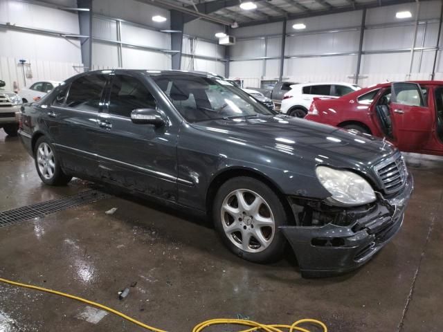 WDBNG84J03A374088 - 2003 MERCEDES-BENZ S 500 4MATIC GRAY photo 4