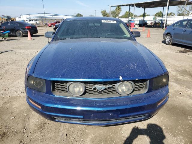 1ZVFT80N375322024 - 2007 FORD MUSTANG BLUE photo 5