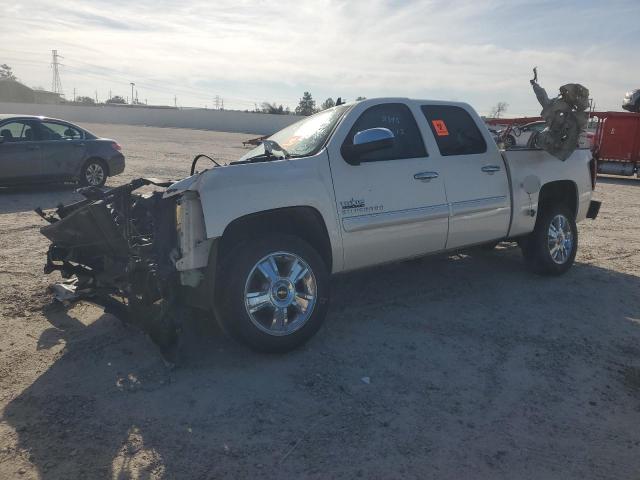 3GCPCSE22DG362795 - 2013 CHEVROLET SILVERADO C1500 LT WHITE photo 1