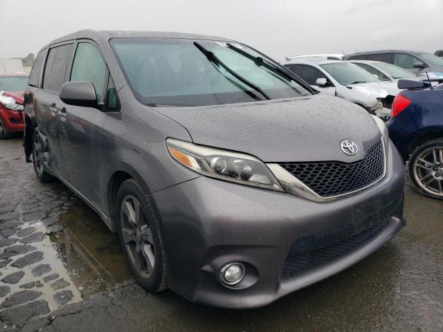 5TDXZ3DC2HS853888 - 2017 TOYOTA SIENNA SE GRAY photo 4