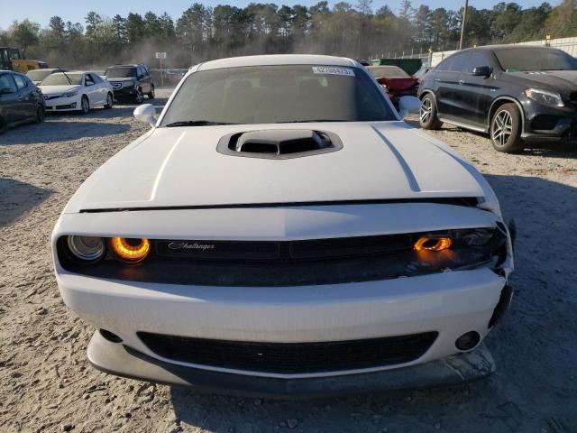 2C3CDZFJ0KH738955 - 2019 DODGE CHALLENGER R/T SCAT PACK WHITE photo 5