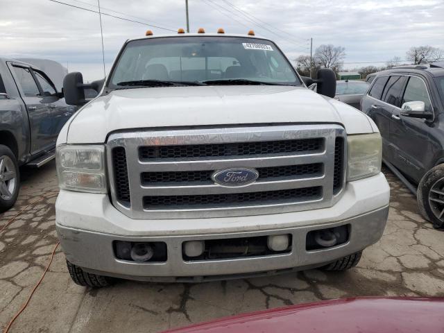 1FTWW33P36EA07457 - 2006 FORD F350 SUPER WHITE photo 5