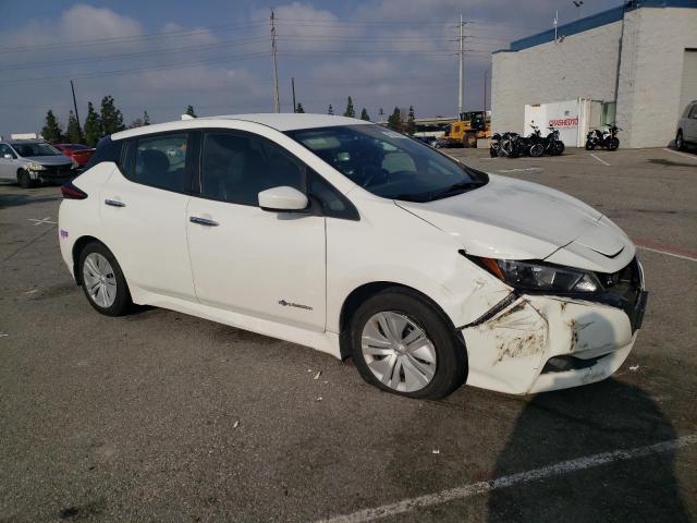 1N4AZ1CP9KC308574 - 2019 NISSAN LEAF S WHITE photo 4