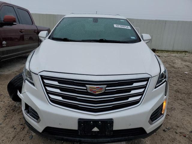 1GYKNBRS9HZ218689 - 2017 CADILLAC XT5 LUXURY WHITE photo 5