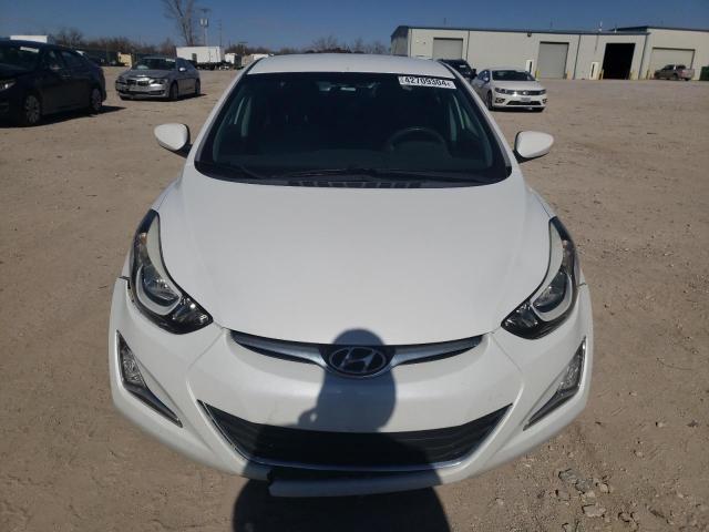 5NPDH4AE0GH749308 - 2016 HYUNDAI ELANTRA SE WHITE photo 5