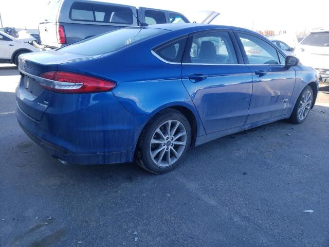 3FA6P0LU3HR354732 - 2017 FORD FUSION SE HYBRID BLUE photo 3