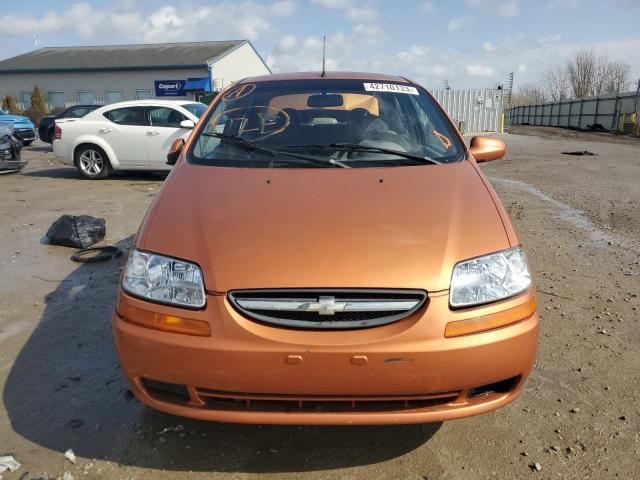 KL1TD52695B404045 - 2005 CHEVROLET AVEO BASE ORANGE photo 5