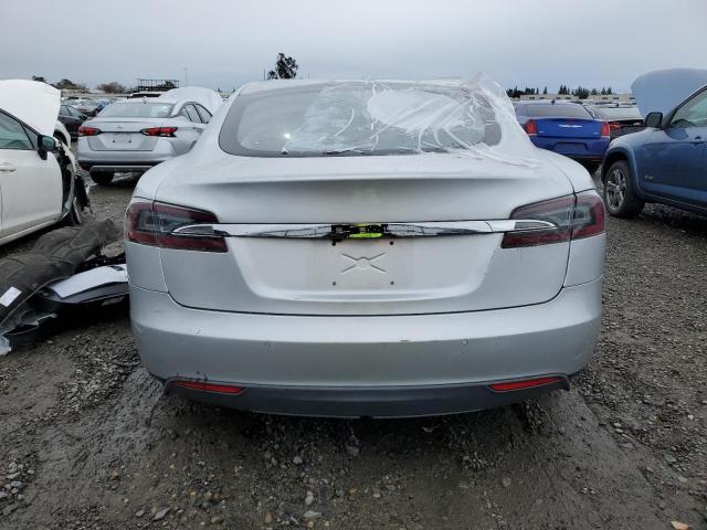 5YJSA1H19EFP54032 - 2014 TESLA MODEL S Արծաթագույն լուսանկար 6